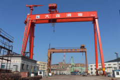 200T門式起重機